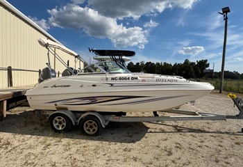 2008 Hurricane 195 Sun Deck Boat